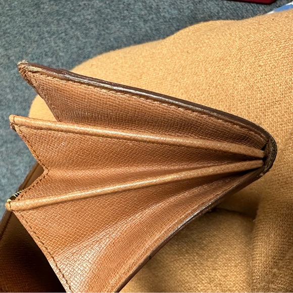 COPY - LV Sarah wallet authentic - Picture 5 of 16